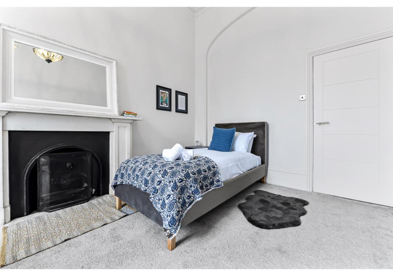 Ferienwohnung Upscale Urban Haven: Luxury Flat London Exterior foto